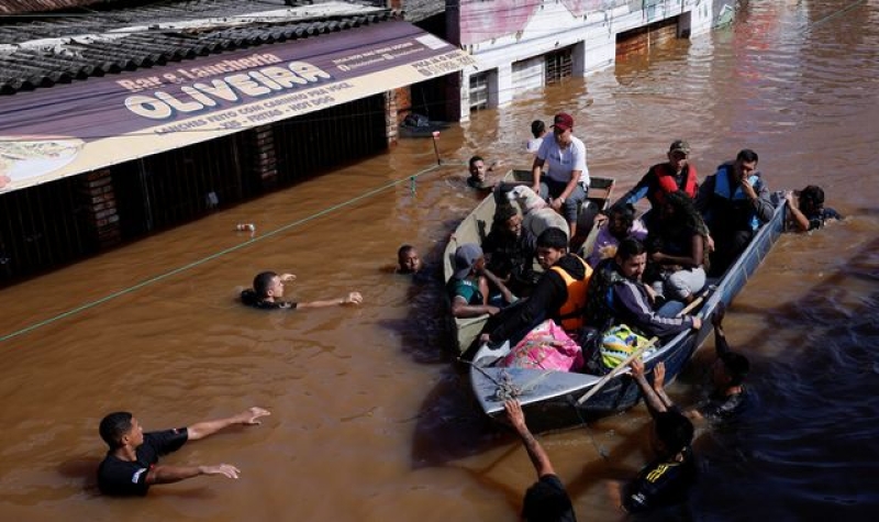 Brazil flooding death toll rises to 75, with 80,000 evacuated