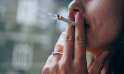Smoking among younger middle-class women &#039;up 25% in a decade&#039;