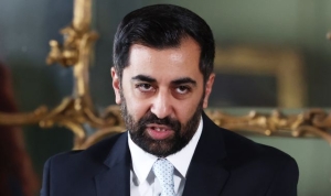 Humza Yousaf: Scotland&#039;s first minister cancels speech as he fights for his political survival