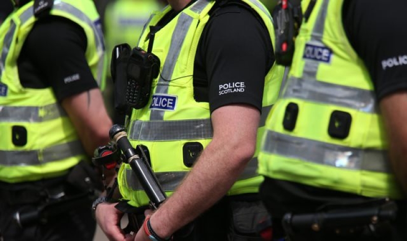 Police Scotland officers suspended amid claims they &#039;leaked details of undercover colleagues to organised crime gang&#039;