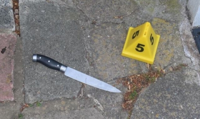 Enfield: Police release image of knife after officer is stabbed in north London
